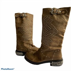 Donald Pliner, Brown Leather size: 8